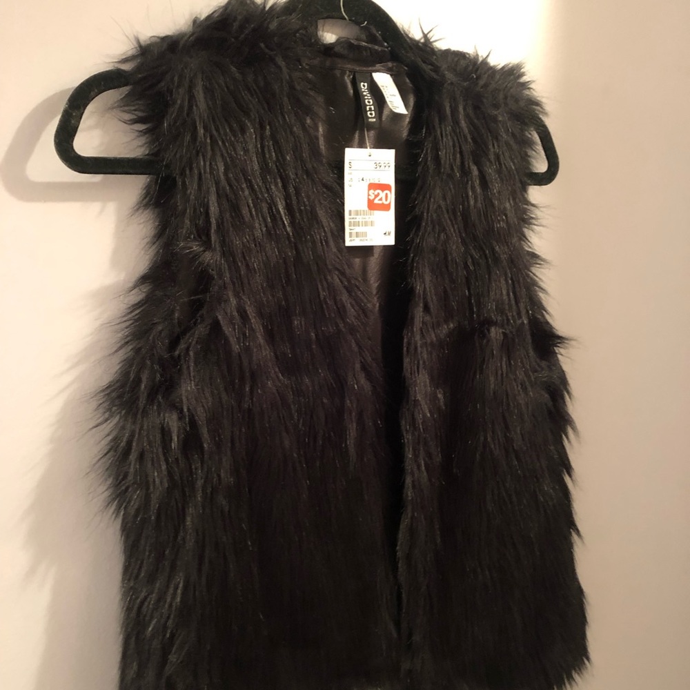 H & M Faux Fur Vest